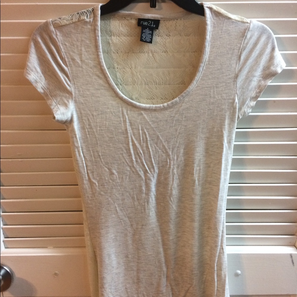 Lace back shirt!